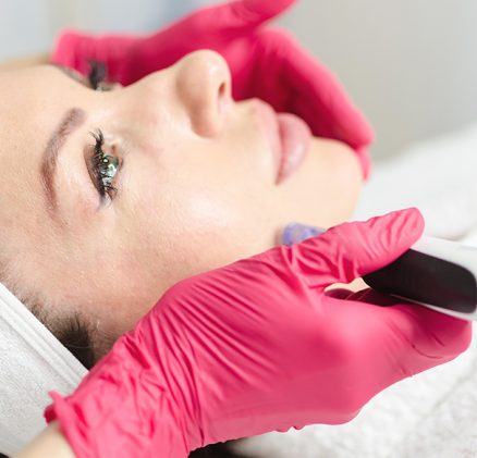Micro-needling radio frequency treatment in sharjah
