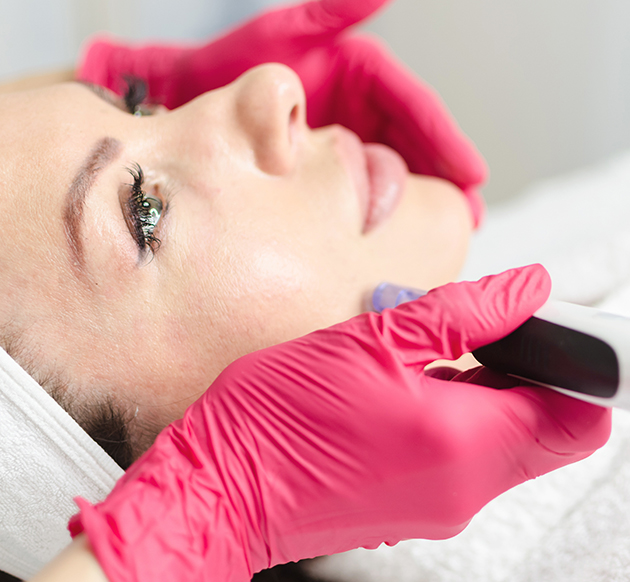 Micro-needling radio frequency treatment in sharjah